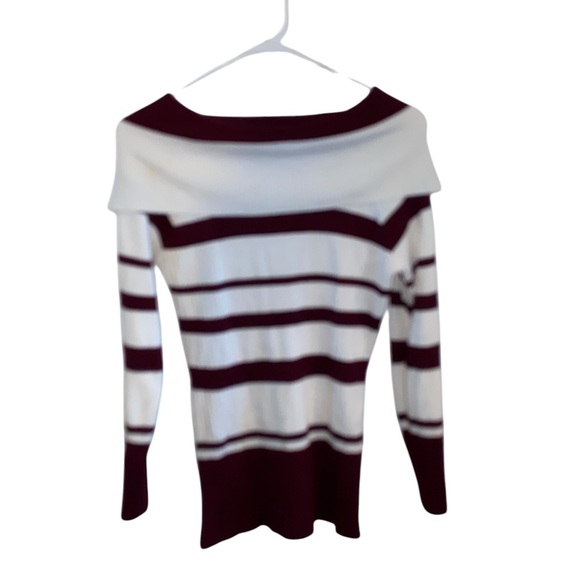 bintage 90s Basic Styles Striped Burgundy and Cream Women's Sweater - Picture 3 of 6